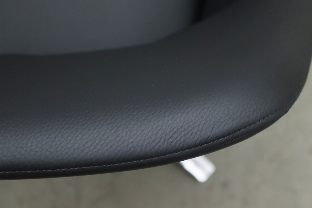 未使用 ウォルターノル タートル 本革 ダイニング アームチェア 1P ソファ