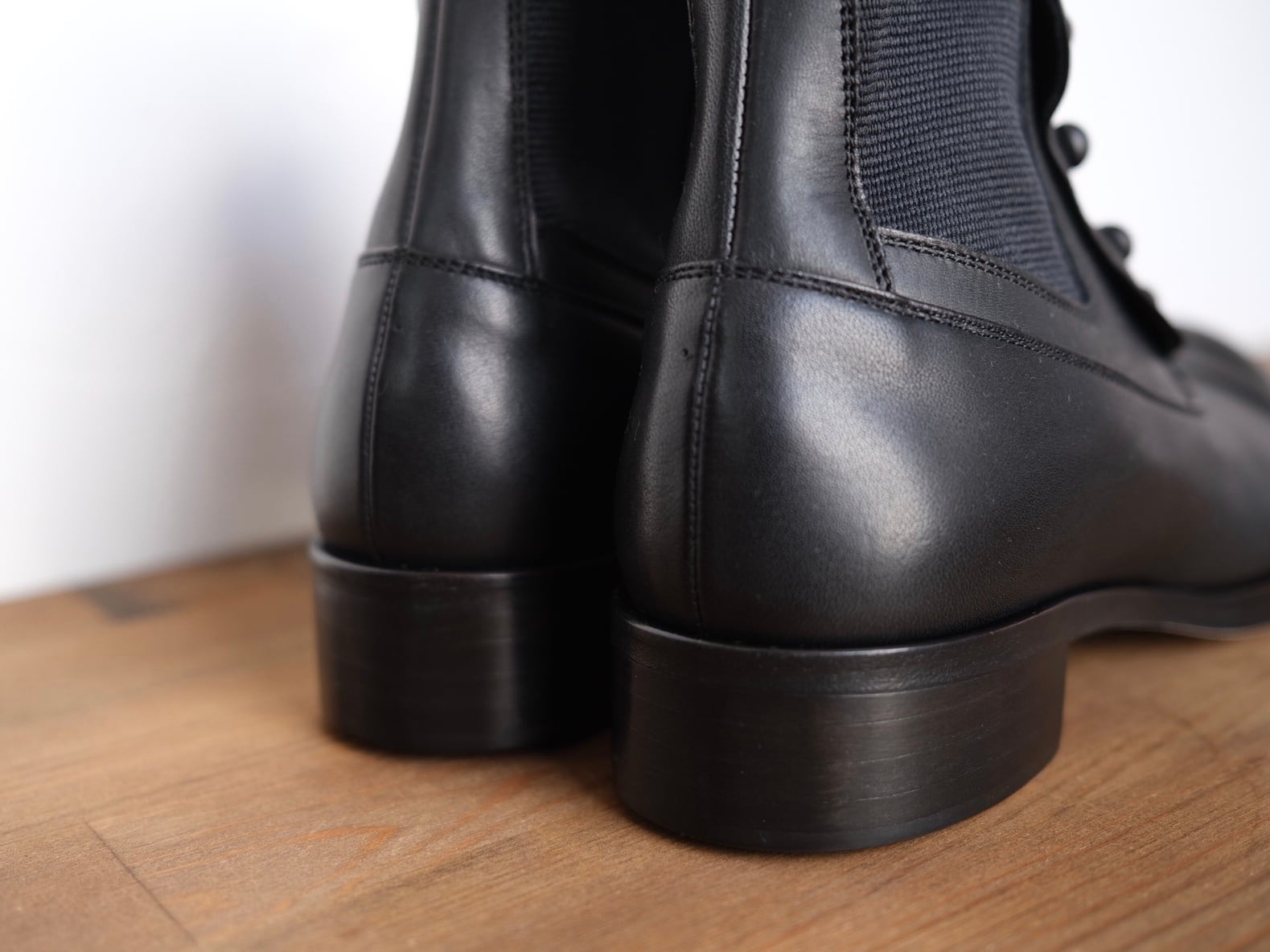 BEAUTIFUL SHOES “ BUTTONED SIDEGORE BOOTS ” BLACK | Lapel