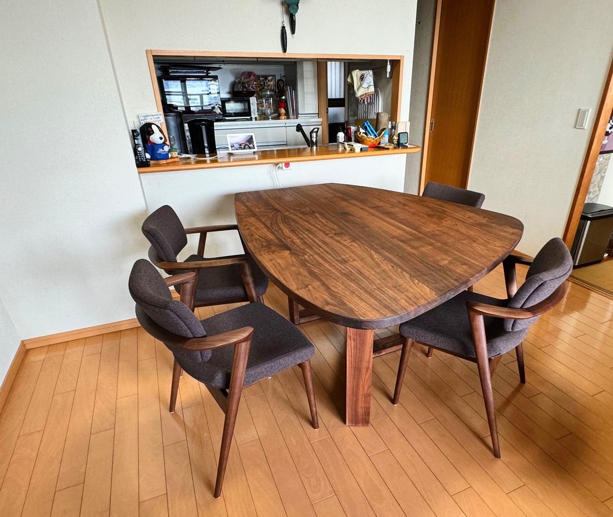広葉樹154x113cmボックス脚無垢材変形テーブル(M21-1type) | jizai工房 