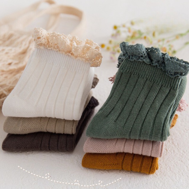 【即納】レースがかわいいくすみカラーのクルーソックス