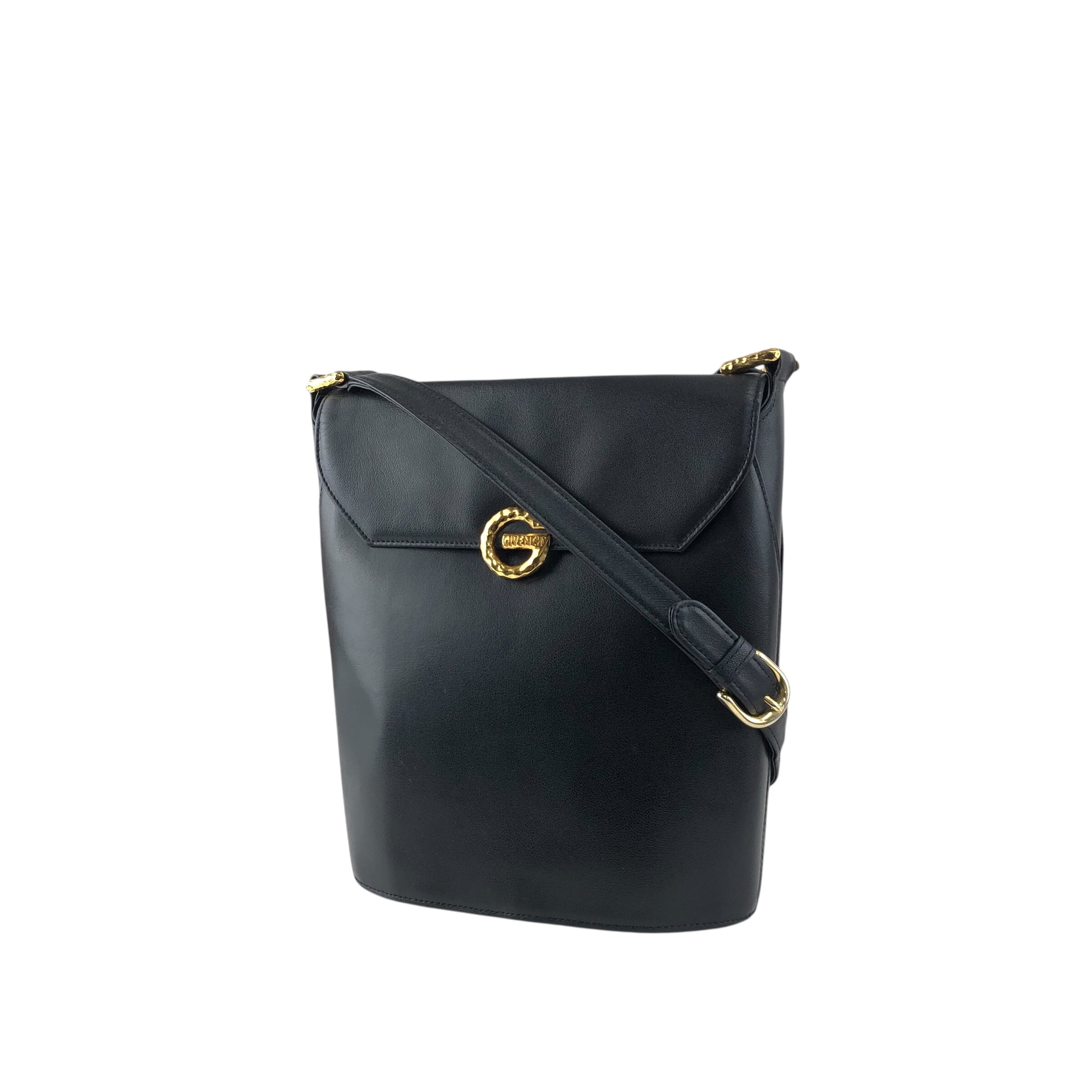 【正規品】ジバンシィ GIVENCHY ショルダーバッグ レザー黒 ヴィンテージ GIVENCHY ジバンシィ ショルダーバッグ ブラック ロゴ レザー vintage