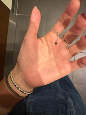 ツイストバングル