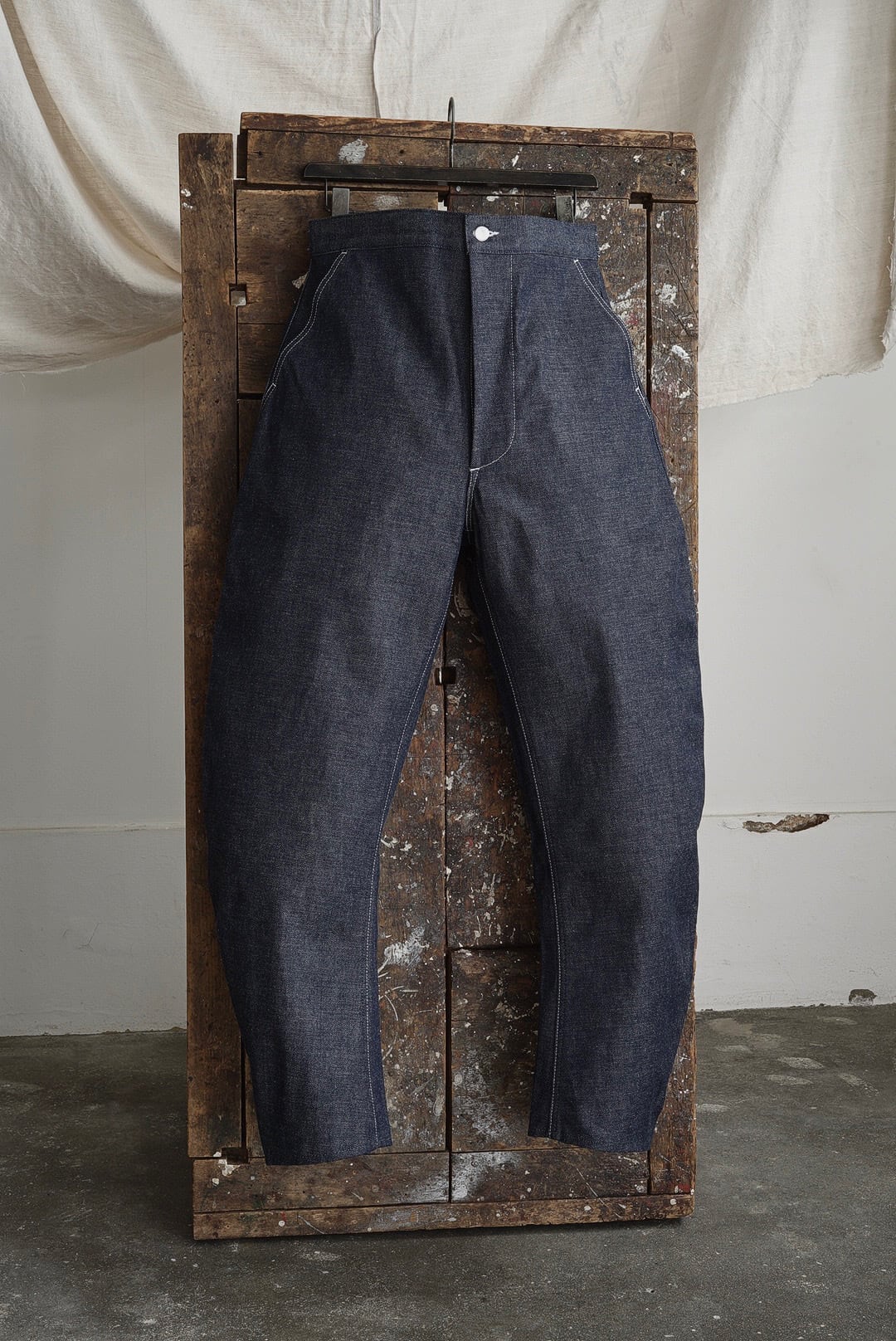 TUKI - 原田服飾研究所 - TYPE 4, CURVED LEG JEANS (INDIGO) | Brownie