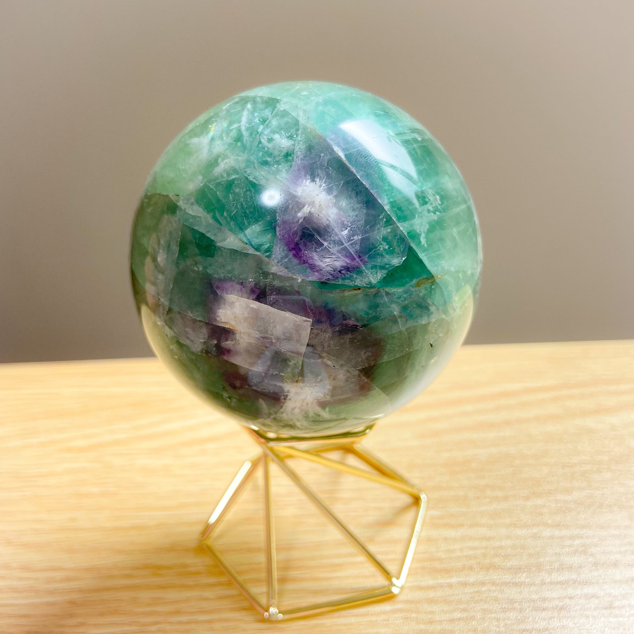 セレナイトスフィア虹あり