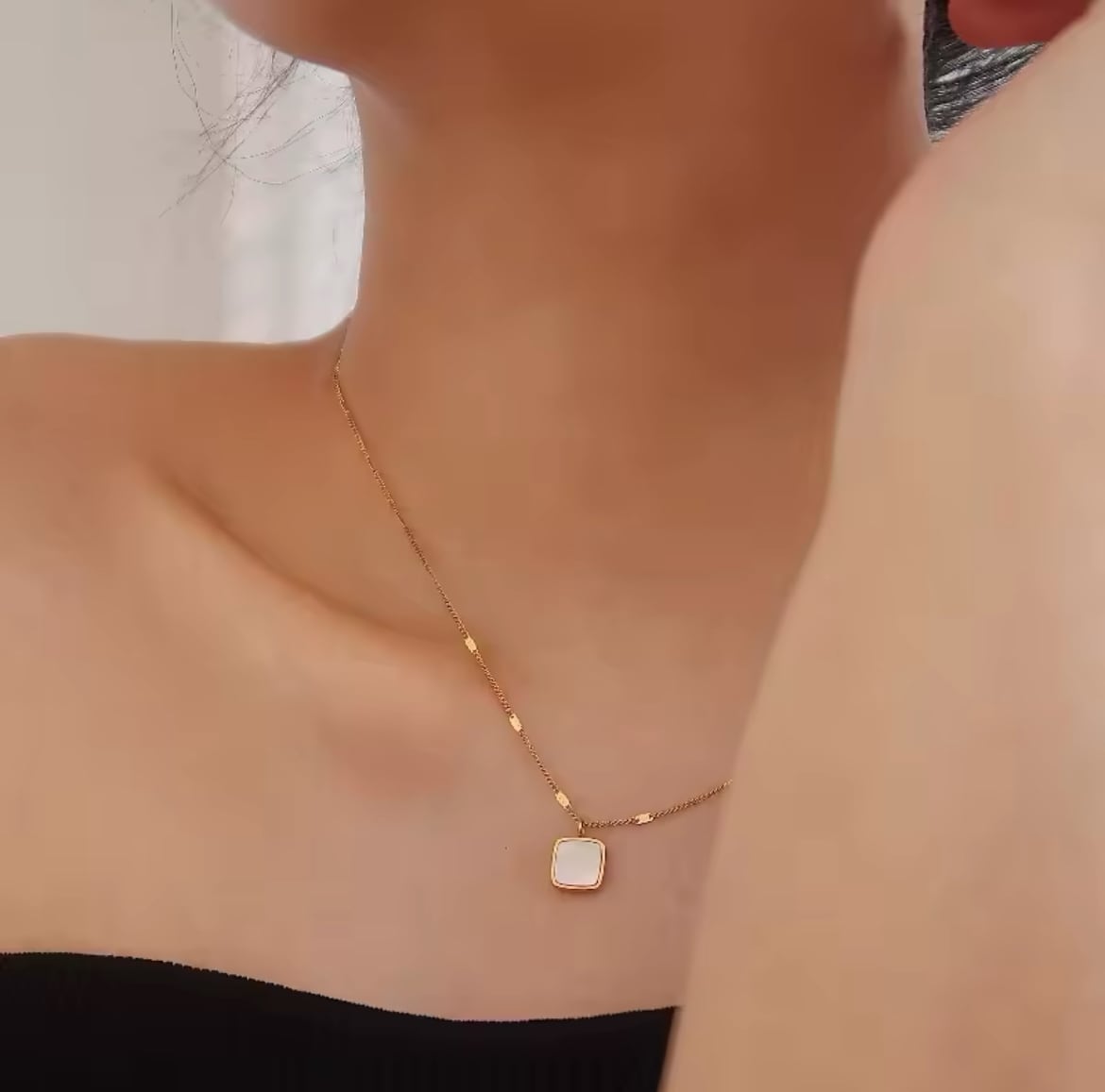 金アレ対応 スクエアシェルチャームネックレス(0640)