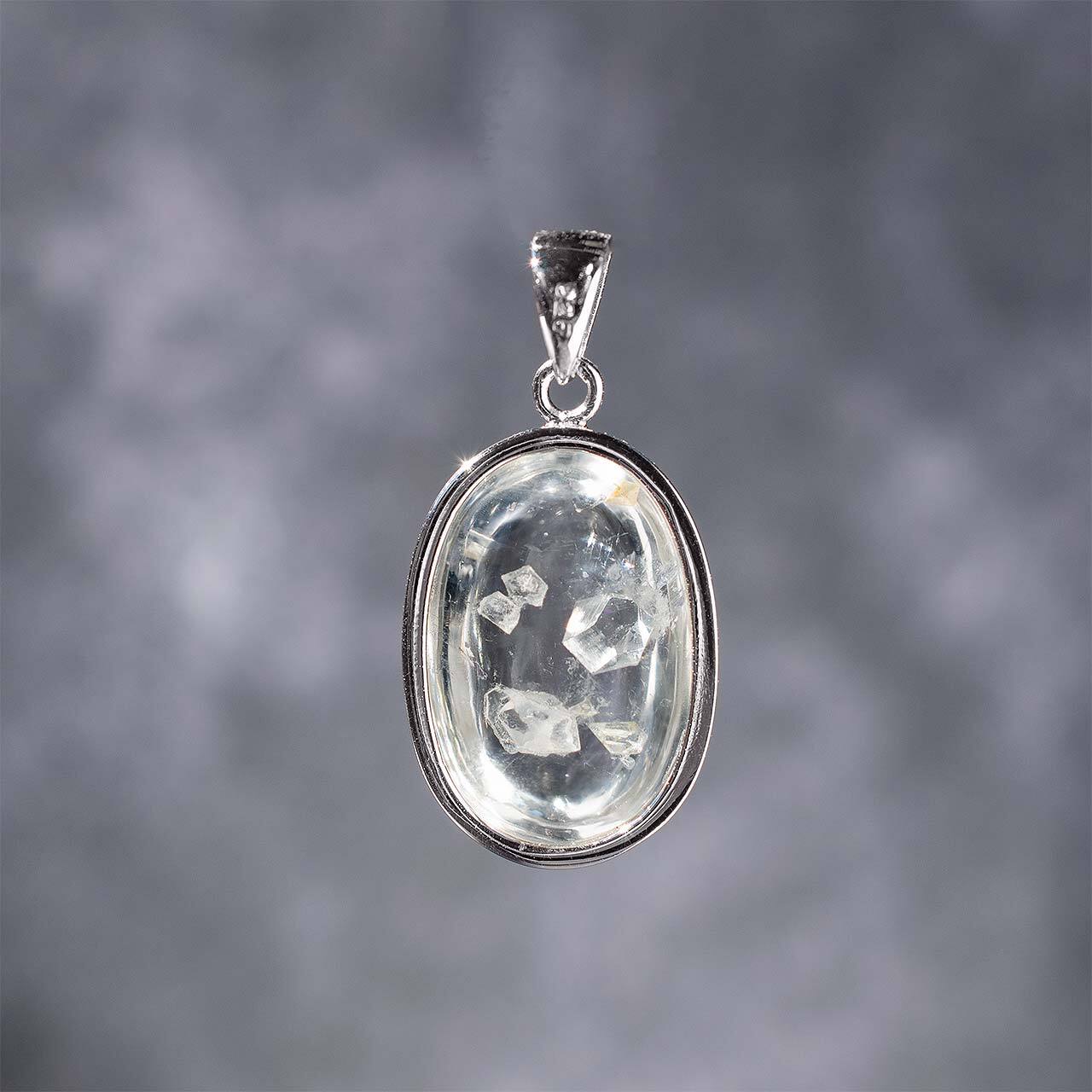 クォーツインクォーツ（貫入水晶）ペンダントトップ No.2 | Crystal Life