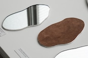 PUDDLE MIRROR PLATE / W158×H90 / LEATHER