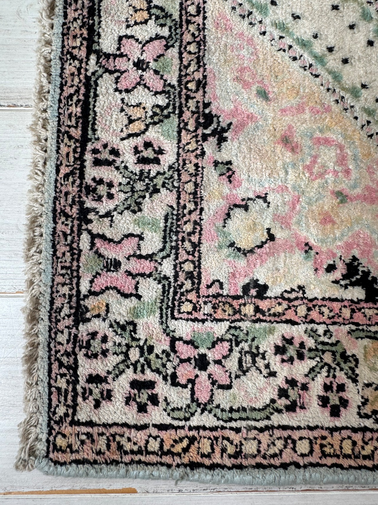 vintage rug, 220 | fave