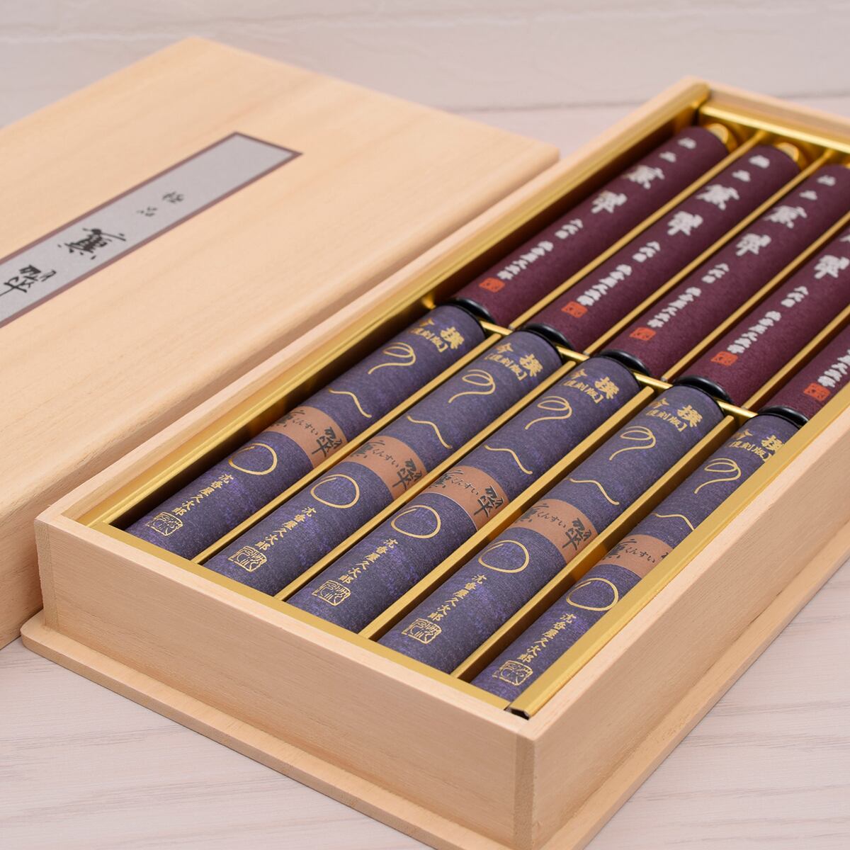 御線香【極品 吟醸 薫翠 】桐箱入り|進物用|極上|初盆|ギフト|名香|奥野晴明堂