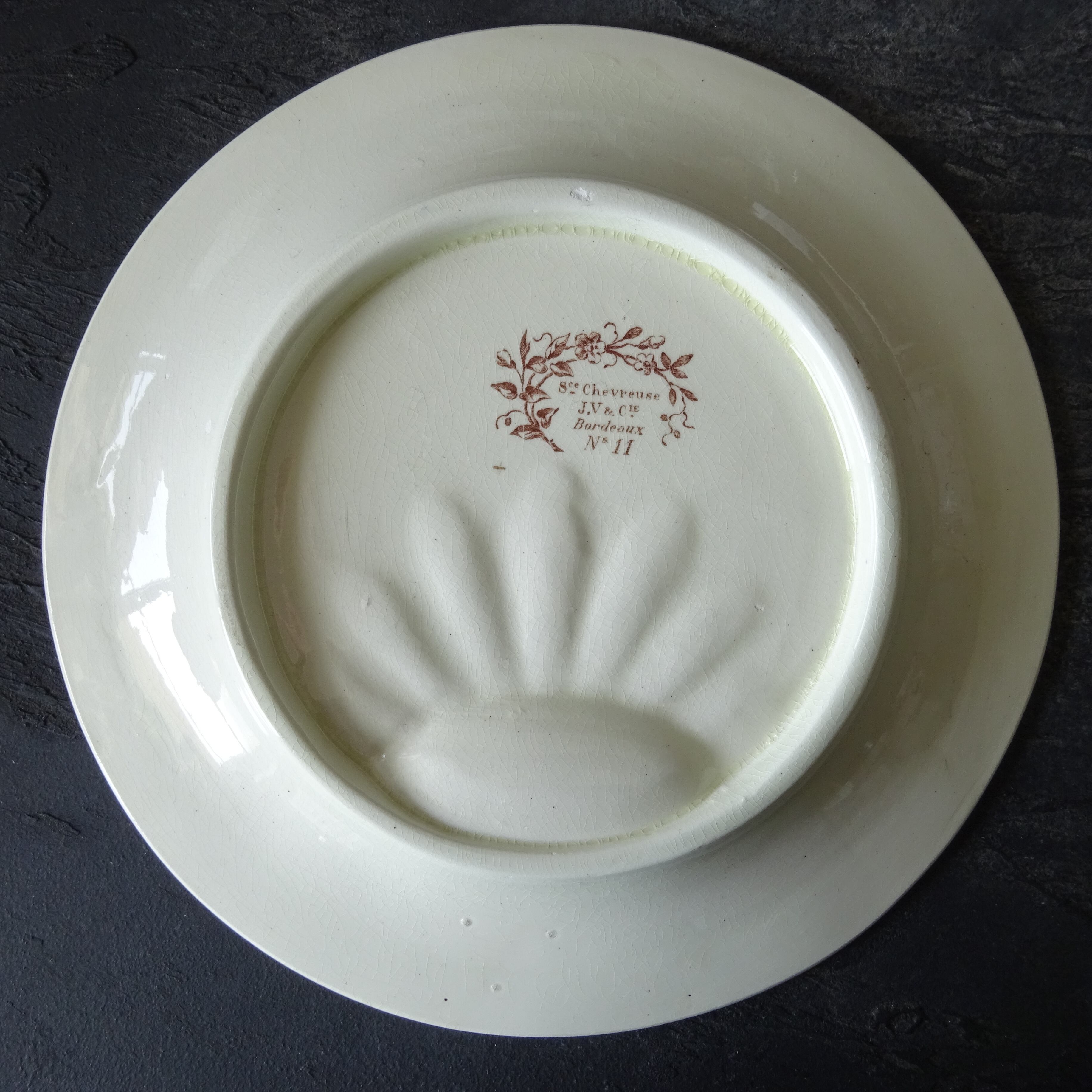 J. V et Cie Bordeaux  modèle《Sce Chevreuse》assiette à asperges・artichaut (A)