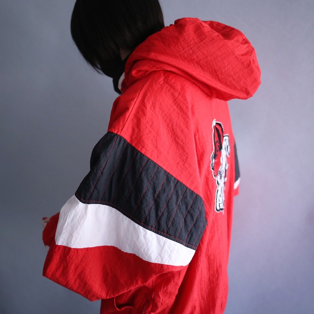 "STARTER" back embroidery design over silhouette anorak parka