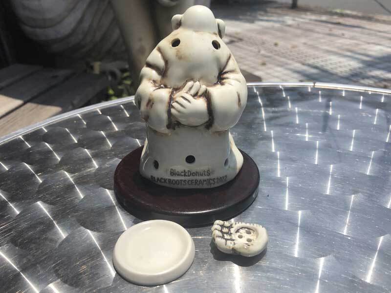 老師チャンバー お香立て、インセンスバーナー、by Black Donuts