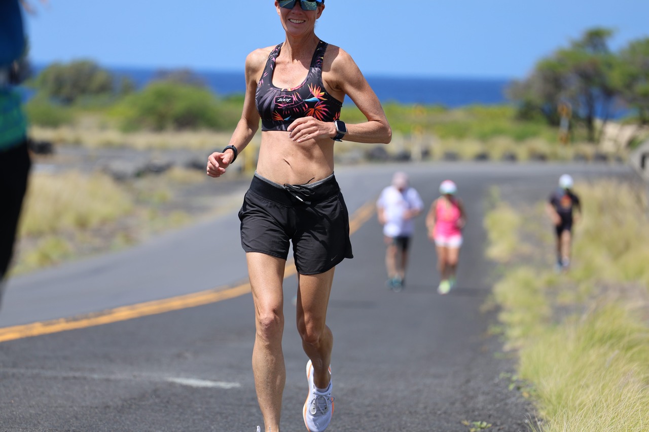 WOMEN TRI BRA (Tropical Magic)　トライアスロン専用 トライブラ スポーツブラ ZFT13076