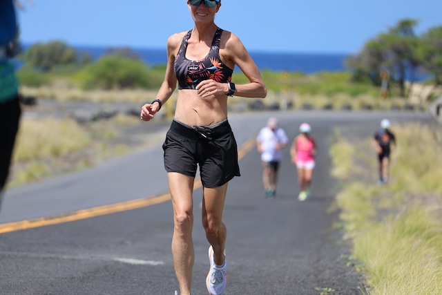 WOMEN TRI BRA (Tropical Magic)　トライアスロン専用 トライブラ スポーツブラ ZFT13076