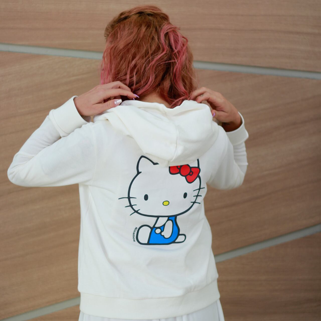 XU【W.I.A】KITTY パーカー△ホワイト△