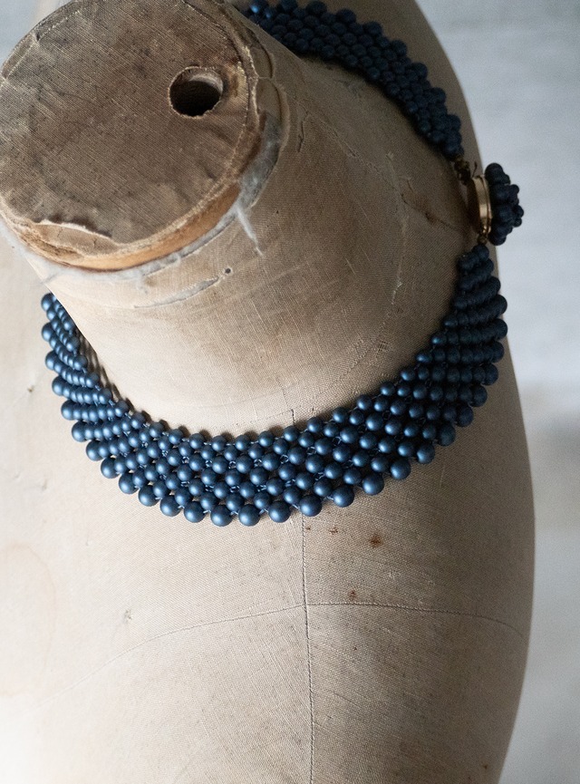 unknown 1970s False collar beads necklace