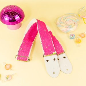 リバーシブルスパンコールギターストラップ　ピンク×グリーン｜Reversible Sequin Guitar Strap - Pink & Green