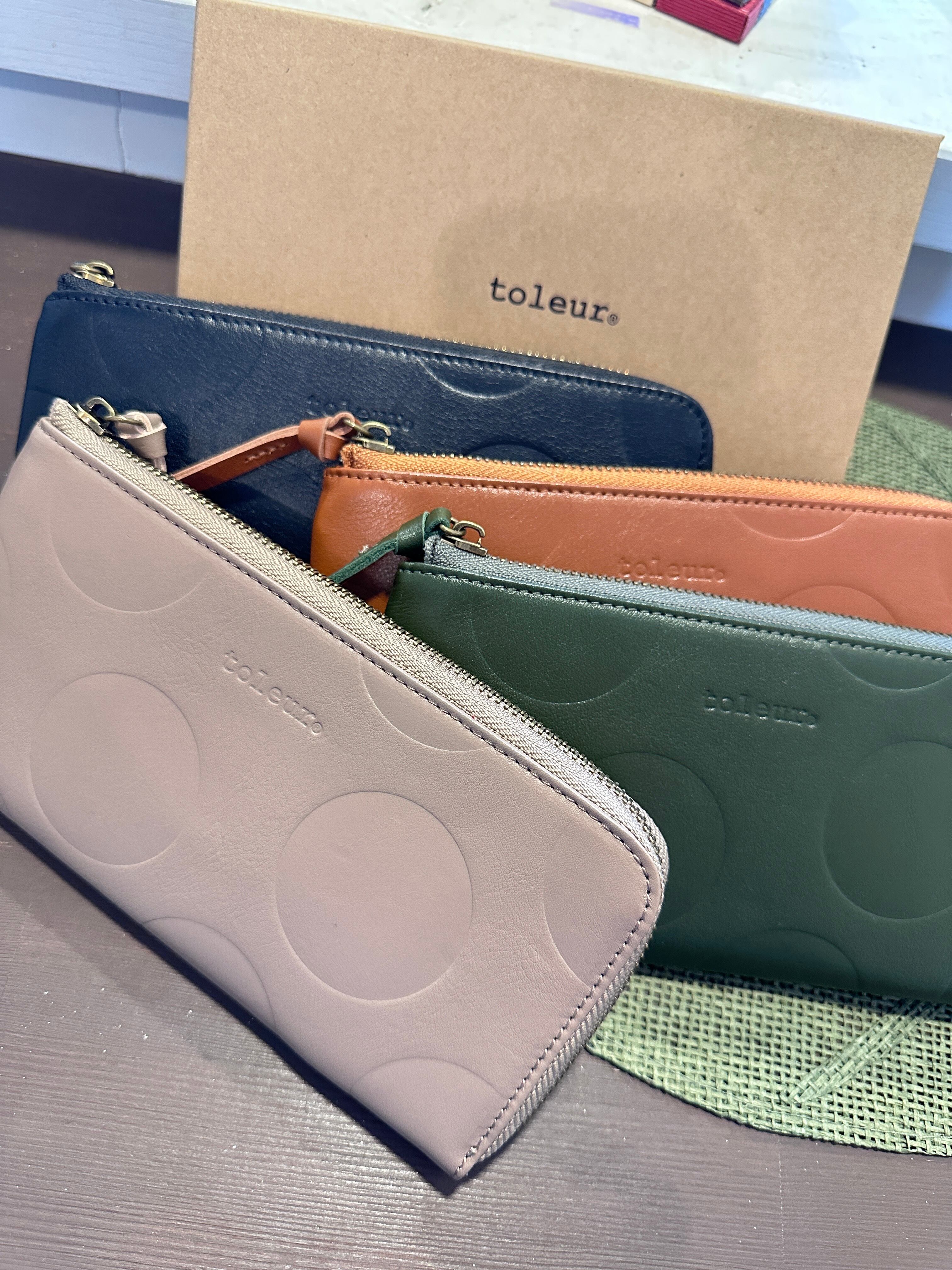 toleur ランダムドットL字ウォレット   P-569