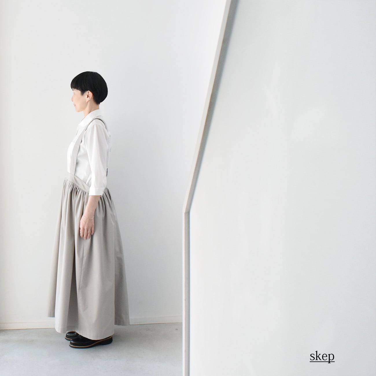 ギャザージャンパースカート：グレー［SK03JSGY］ | skep-online shop