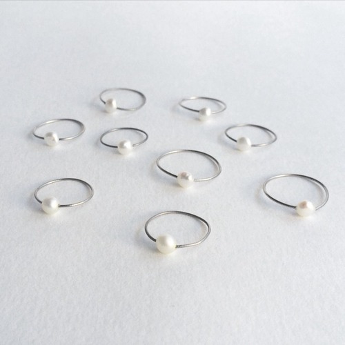ヴィオラ弦の一粒パールリング Viola string ring with pearl  (Silver)