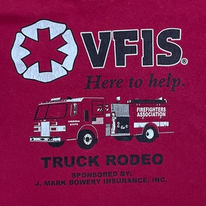 【GILDAN】VFIS 消防署 消防車 ロゴ プリント Tシャツ ワンポイント バックプリント イラスト M バーガンディ 半袖 夏物 US古着