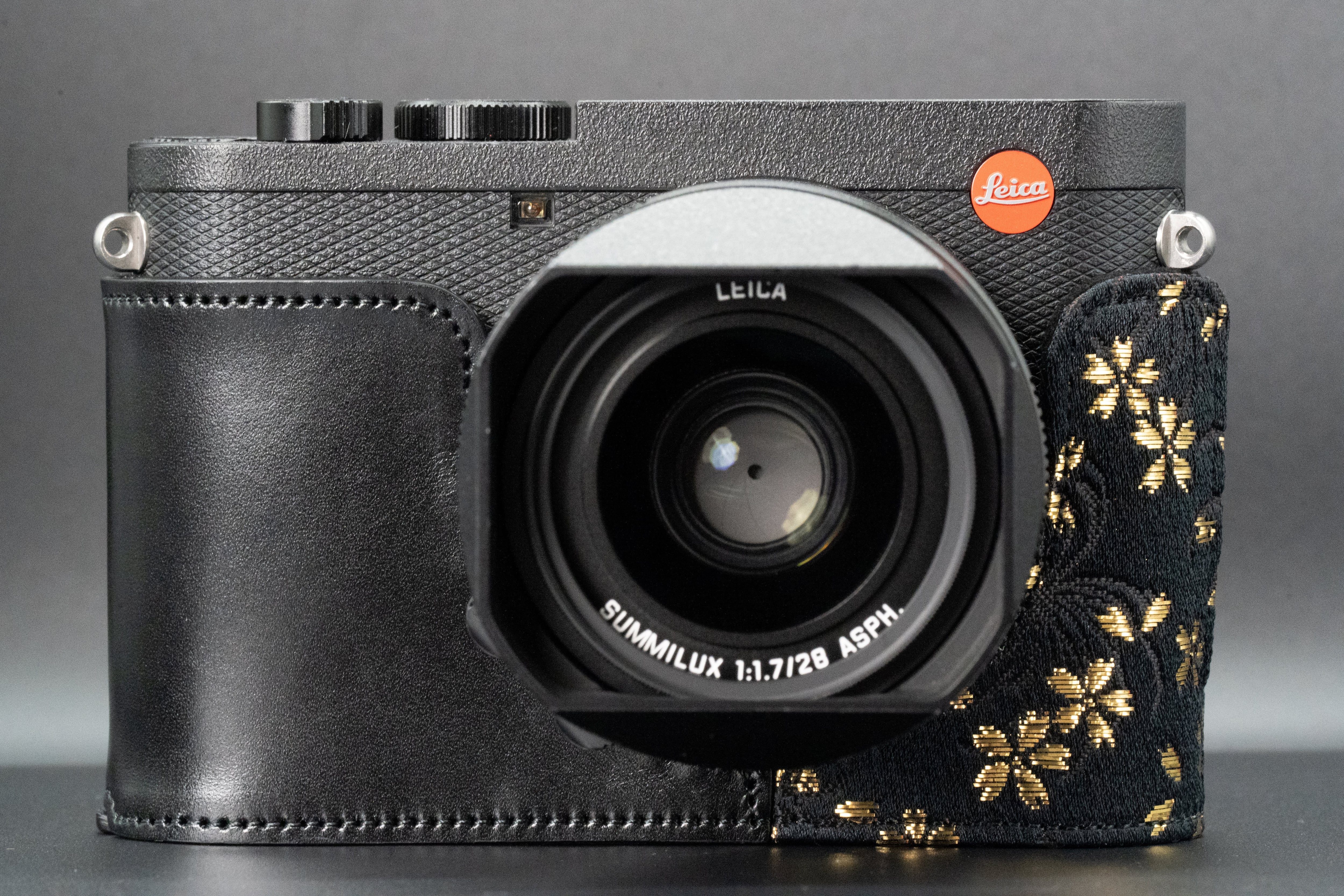 Leica Q2・Q3】ルガトーレザー × 京都西陣織 ボディースーツ｜Black