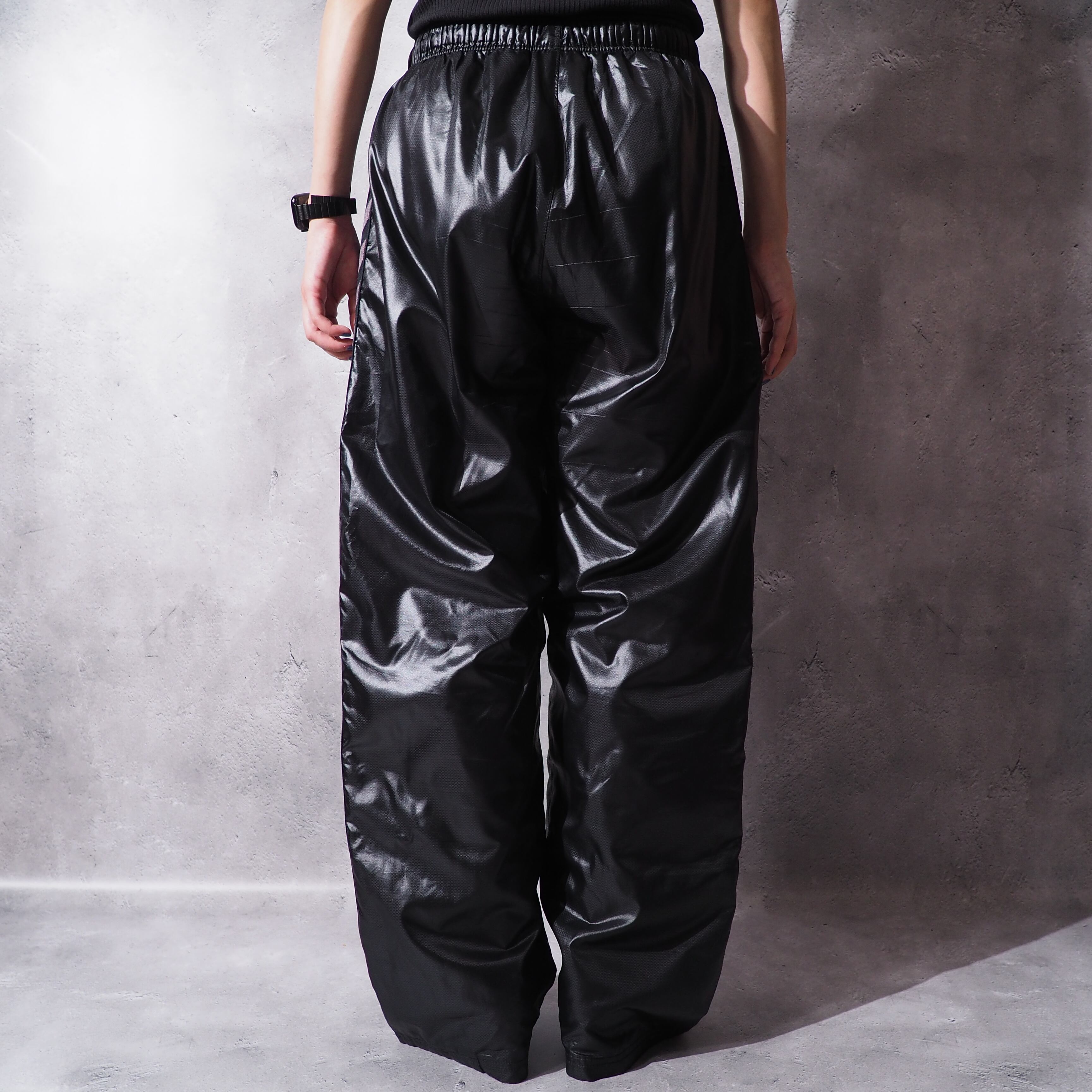 ” hummel ” arrow line × logo embroidery track gross pants