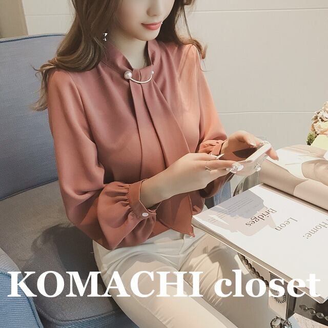 【送料無料】 ブラウス シャツ リボン ボウタイ シフォン 飾り パール 韓国 レディース オルチャン 仕事 長袖 かわいい 大人可愛い きれいめ シンプル 上品 おしゃれ こなれ感 ラブリー キュート クール エレガント モダン フォーマル 抜け感 フェミニン 無地 春 秋 ビジネス OL 通勤 通学 女子会 休日 イベント ショッピング ミーティング 会議 普段使い コーデ スタイル 流行 インスタ映え S M L XL 白 ホワイト 茶色 ブラウン 灰色 グレー ピンク