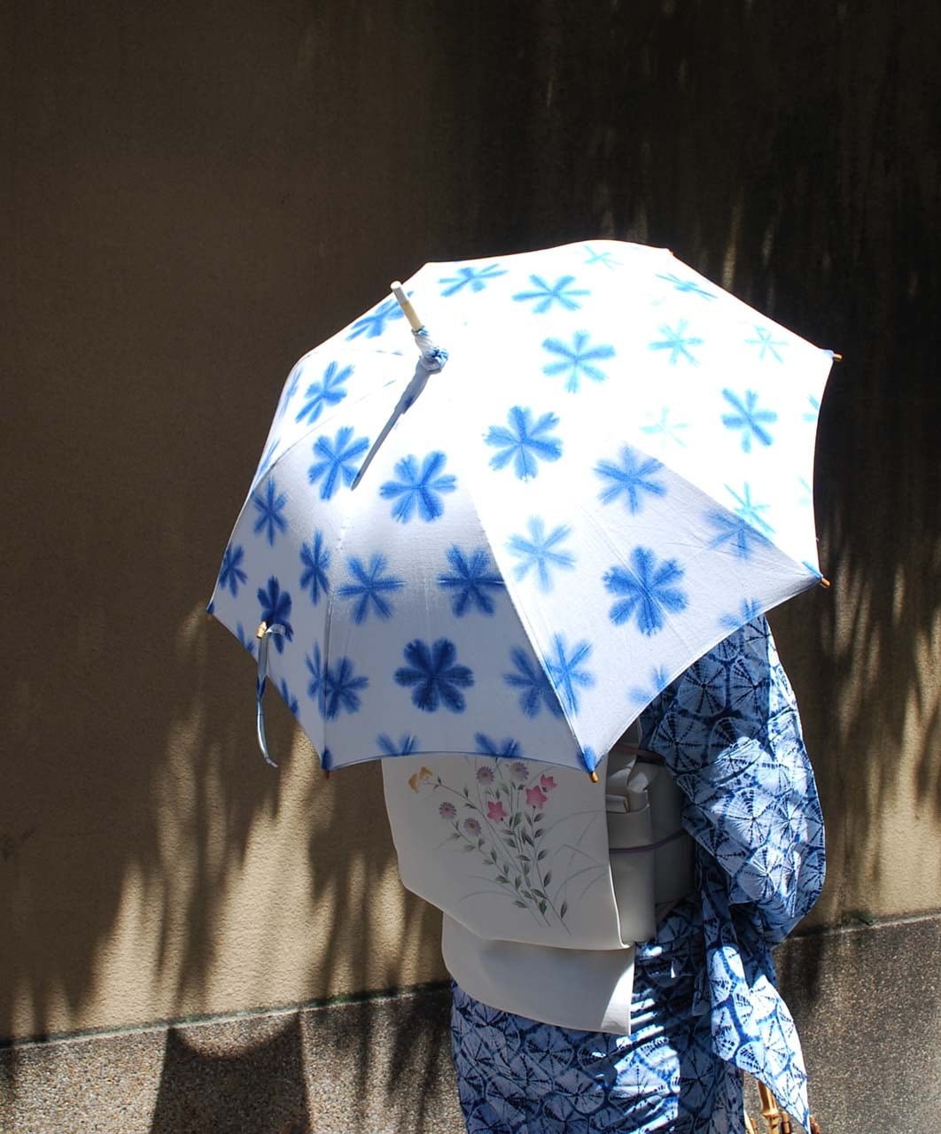 日傘】藤井絞 雪花 UV加工 | 大山キモノ・ちぇらうなぼるた