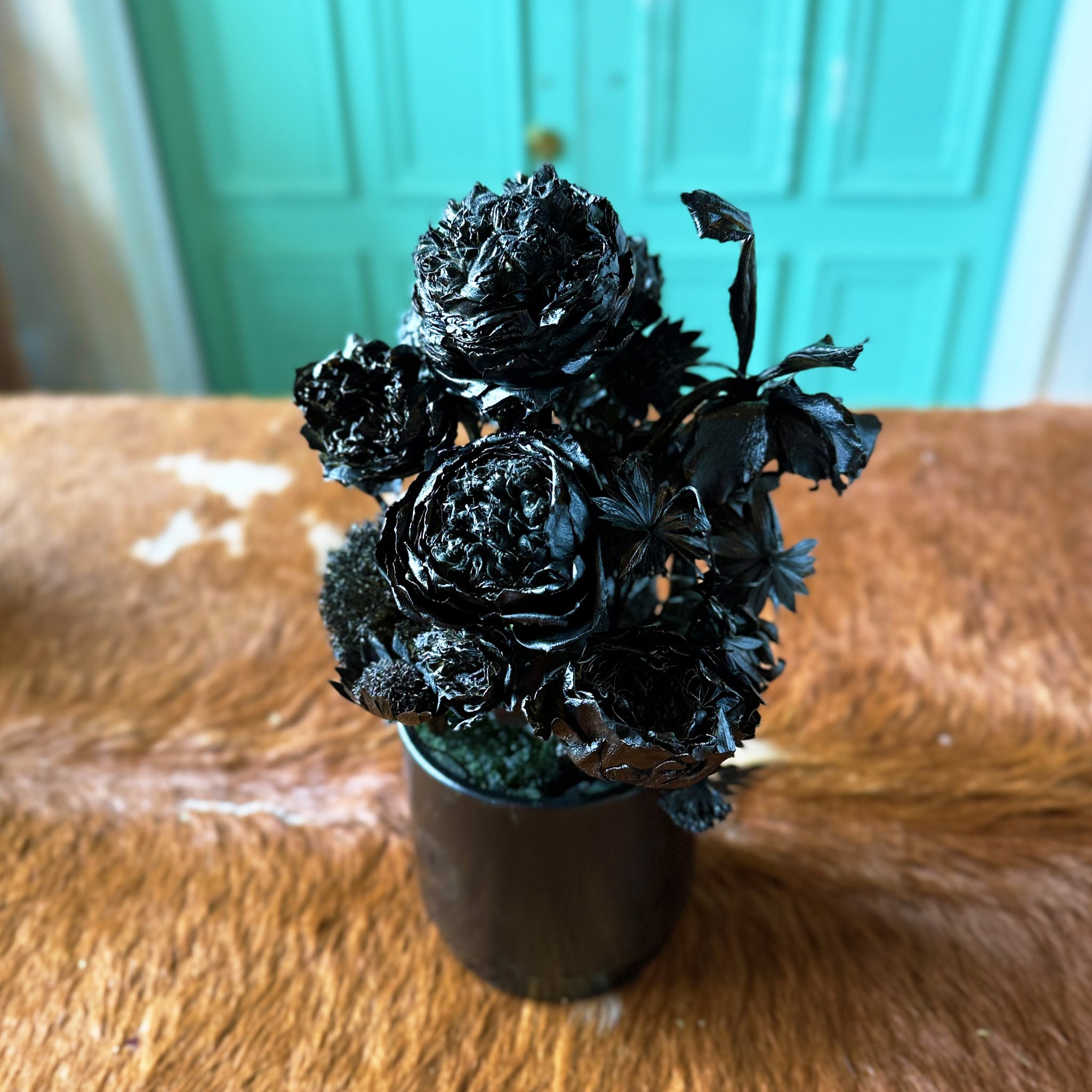 黒い花のインテリア「ブラックフラワーアレンジ」｜ゼロフラワー