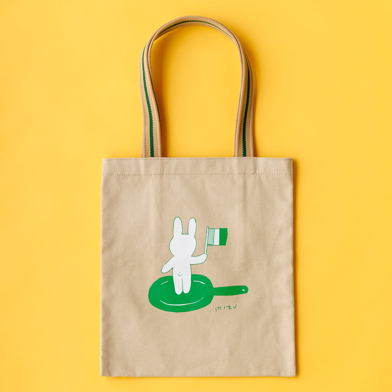 安西水丸トートバッグ ベージュ『ウサギおいしーフランス人』より