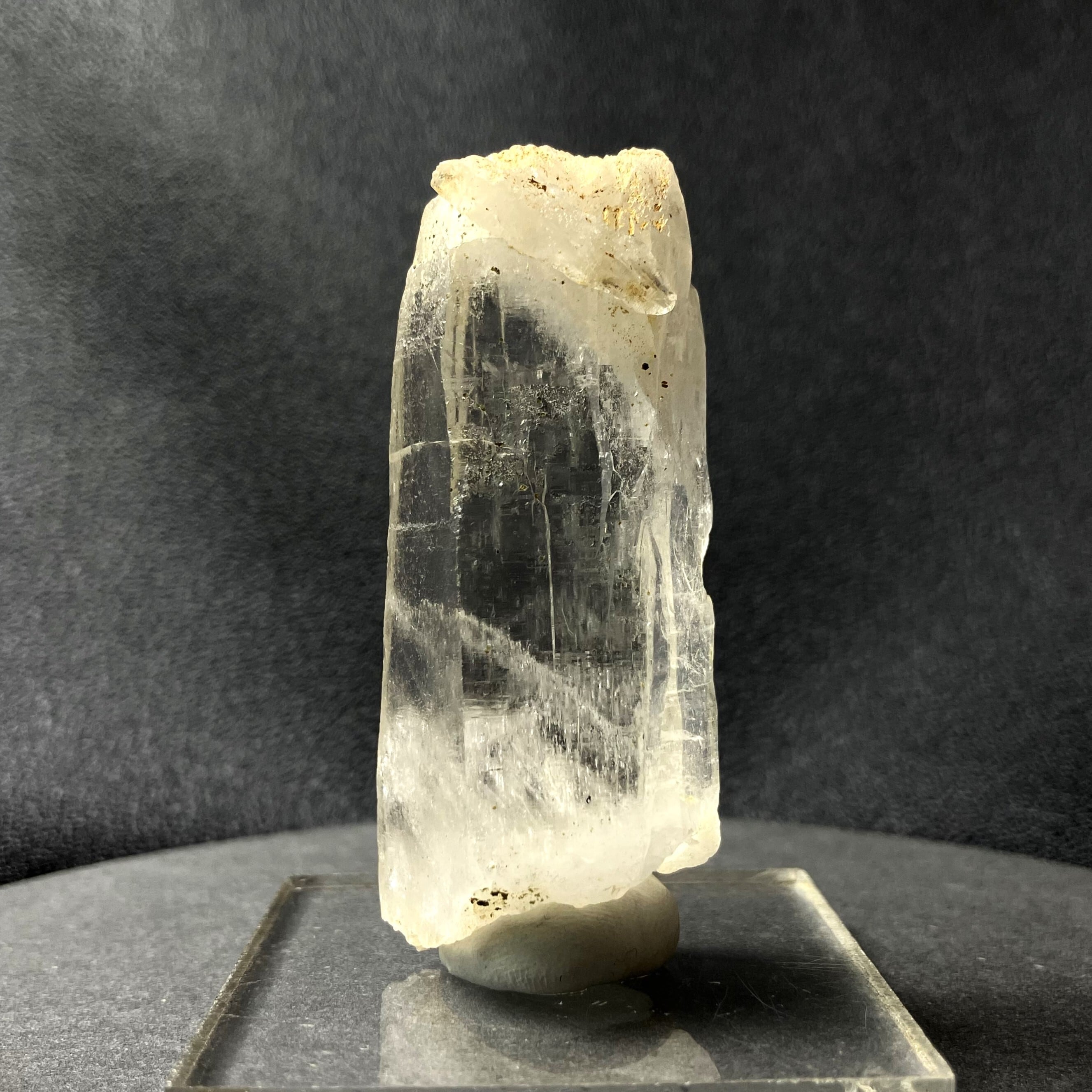 ヒマラヤ産 瞑想握り用（シャンク）水晶 商品番号：2403009