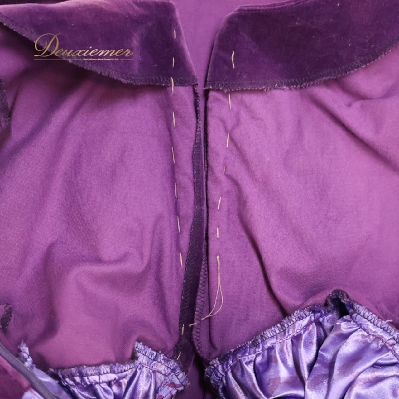 フラダンス 衣装 ワンピース ドレス メネフネプランテーション パープル系 MENEHUNE PLANTETION ベロア ハイネック ノースリーブ ワントーン 異素材 かわいい 華やか 鮮やか 上品 きれい ハワイアン アロハ フラ ダンス レッスン 練習