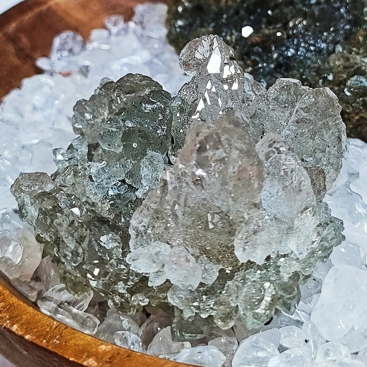 天然 ヒマラヤ マニハール産 水晶クラスター マニカラン水晶さざれ 