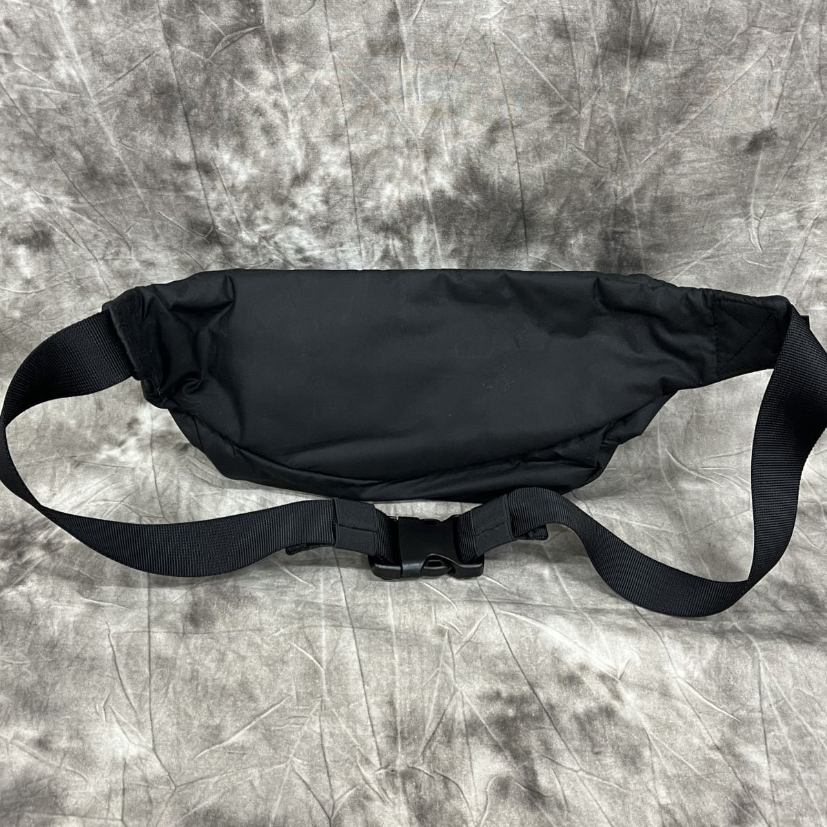 Supreme Barbour waxed cotton waist bag 黒