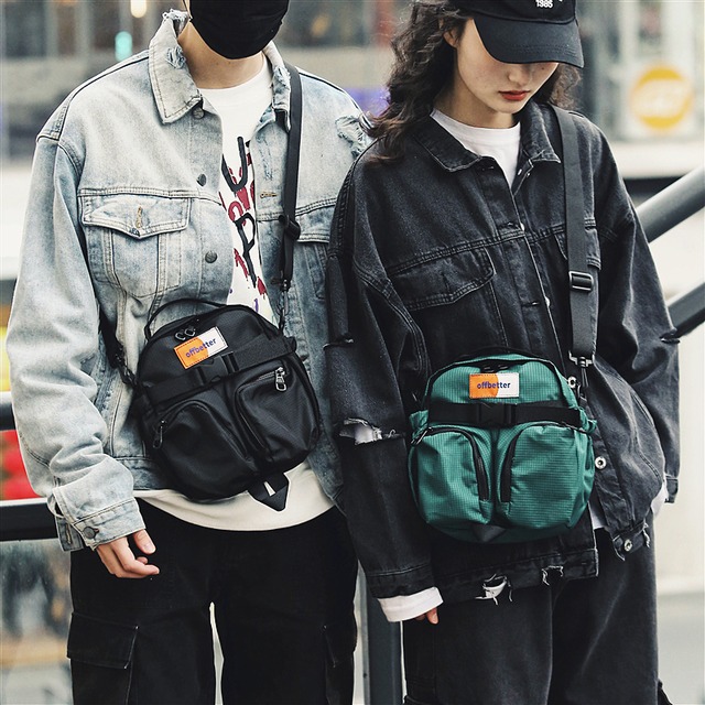 2色展開多機能小さめショルダーバッグ