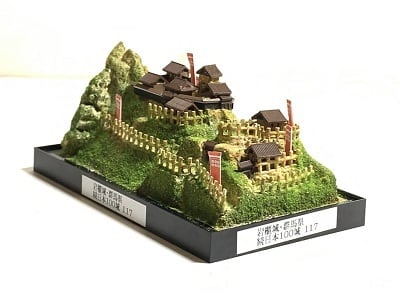 精密情景ジオラマ 世界遺産 鹿苑寺金閣 USB電源LED照明 アクリルケース付き 精密情景ジオラマ 世界遺産 鹿苑寺金閣1/100 USB電源七色変化のLED