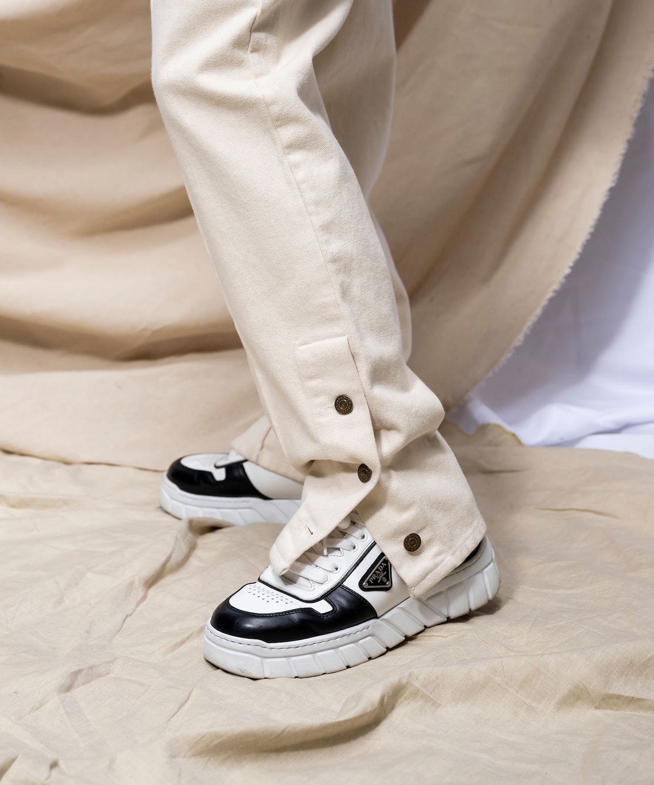 【#Re:room】COTTON TWILL HEM BUTTON TRACK PANTS［REP202］