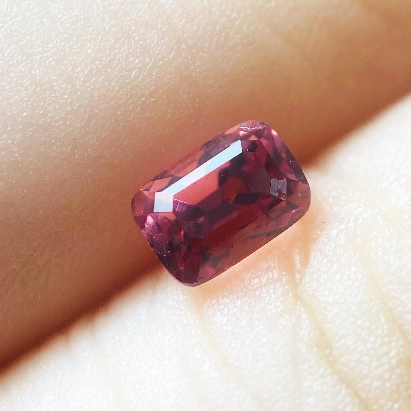 No.6 ベトナム産スピネル