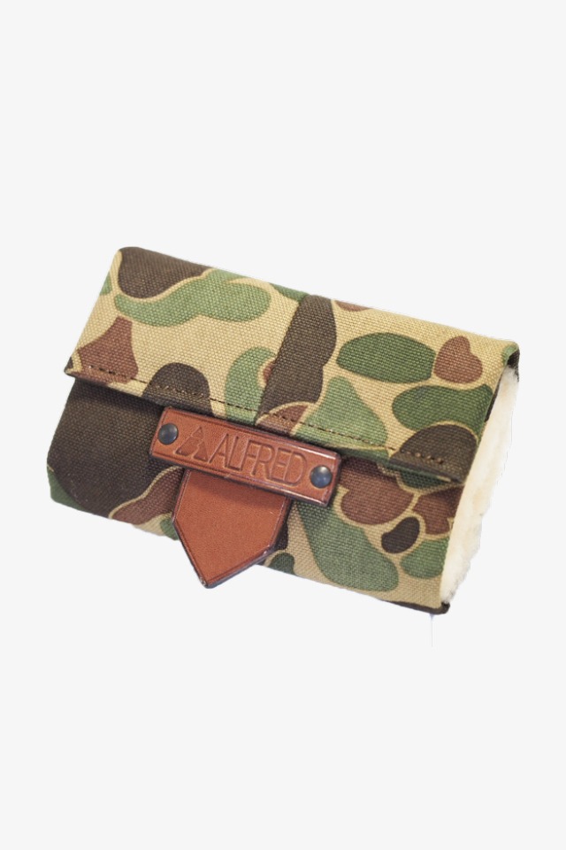 HAND MADE MOUTON SPOON WALLET / S / Olive