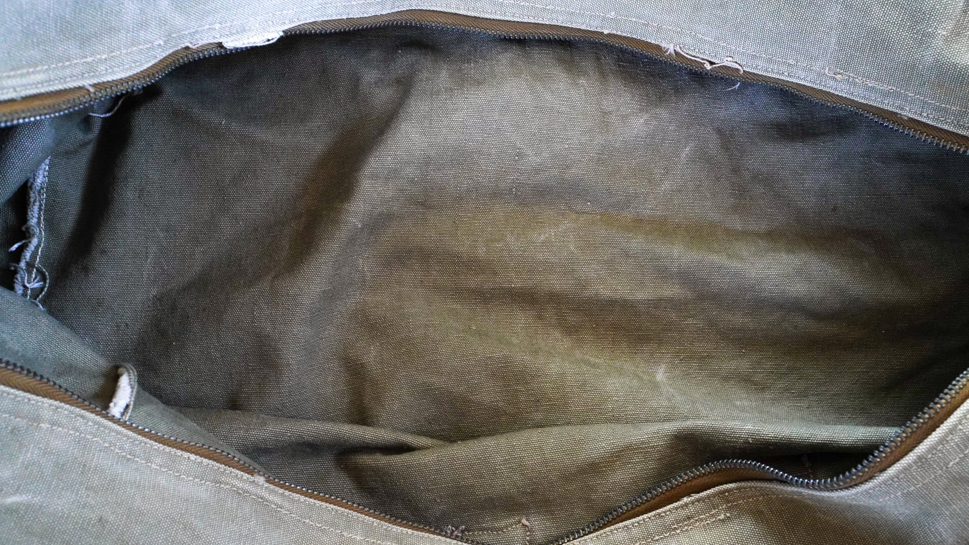 米軍 実物 アビエイターバッグ 楽天市場】実物 USED 米軍 USAF 1000D ナイロン フライヤーズ