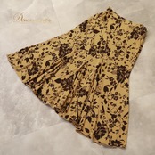 社交ダンス 衣装 Sanline サンリーヌ スカート レッスンウェア ベージュ系 ブラウン系 茶 花柄 植物柄 華やか かわいい おしゃれ 上品 大人っぽい ダンス レッスン 練習 ダンス衣装 練習着 社交ダンス衣装 フレアスカート ふんわり 軽やか