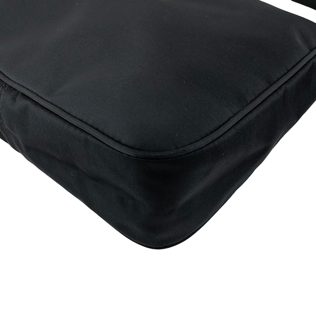 FENDI フェンディ ショルダーバッグ ブラック FF ナイロン vintage ヴィンテージ オールド 4xxsjx