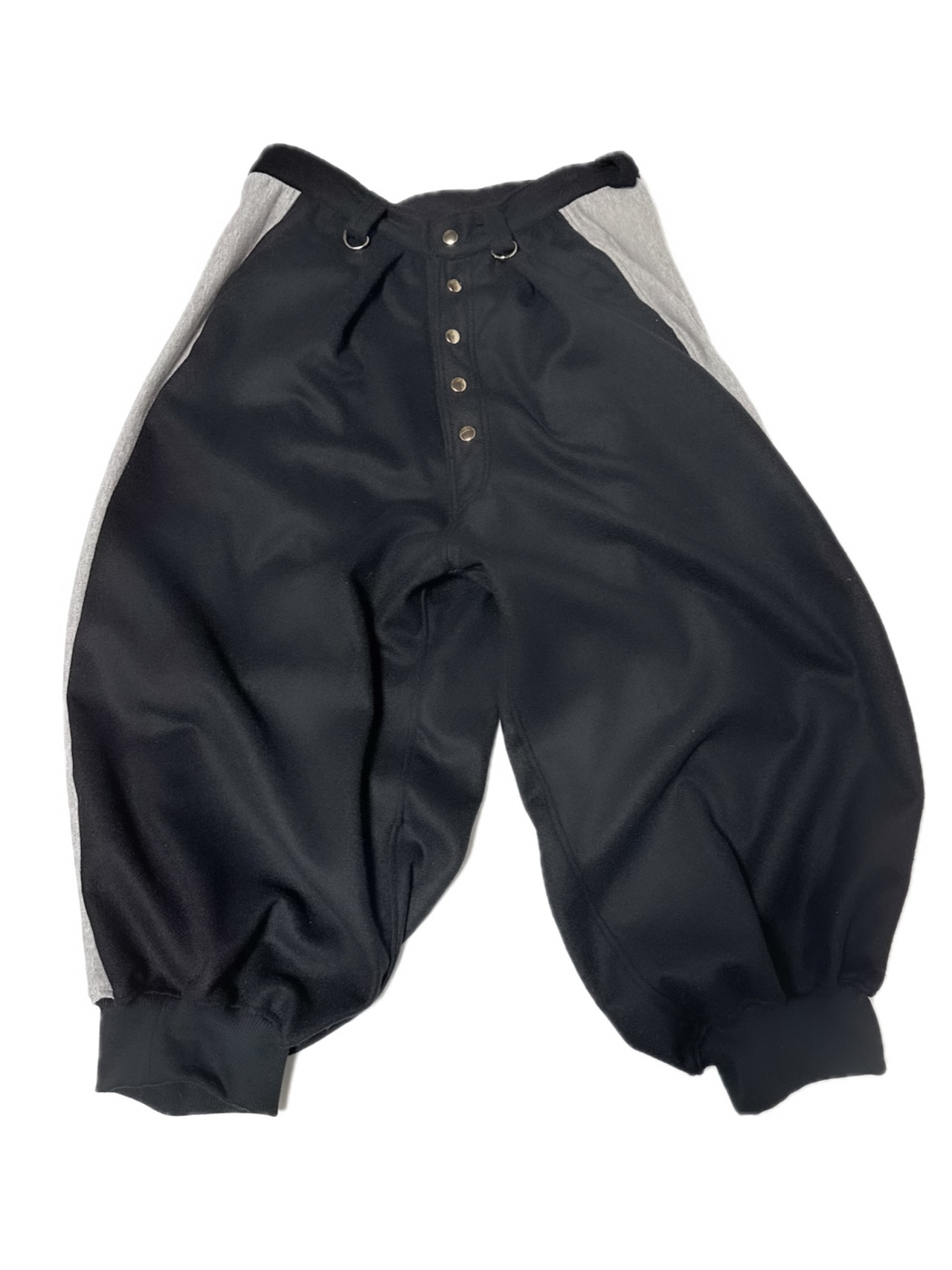 UNFINISHEDサスペンダーカボチャパンツ25029