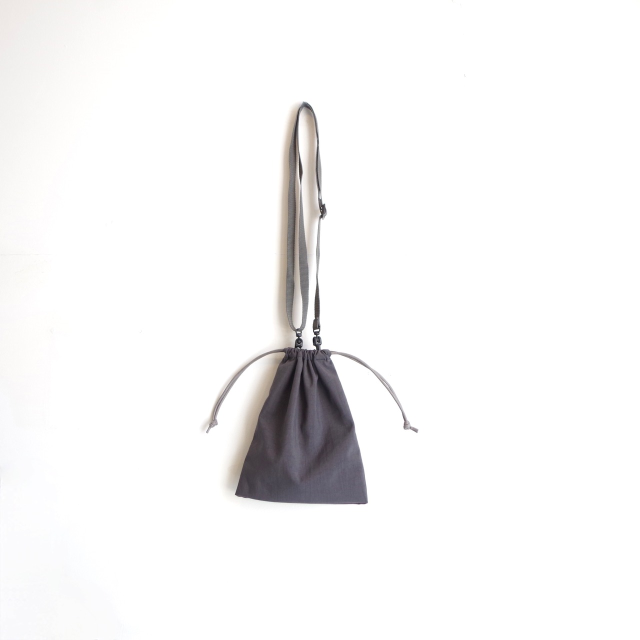 E R A. TAS FLAT KINCHAKU SMALL K045T