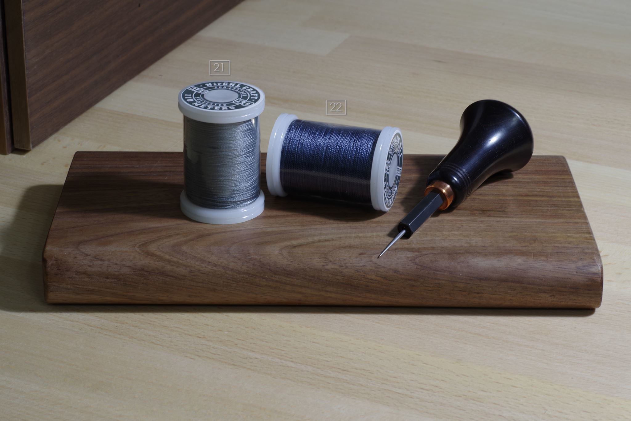 ナイロン糸0.4mm『NirCHL Craft』 | Toru Leathers