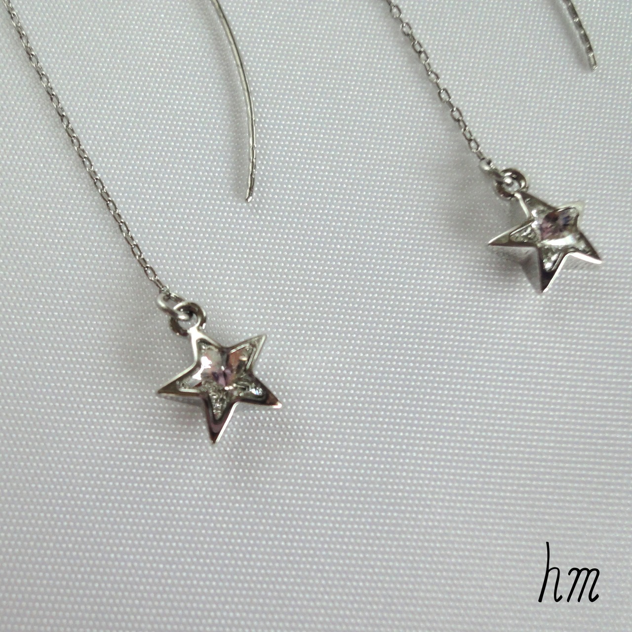 星モチーフピアス】女性に人気の華奢なスターピアス | hm