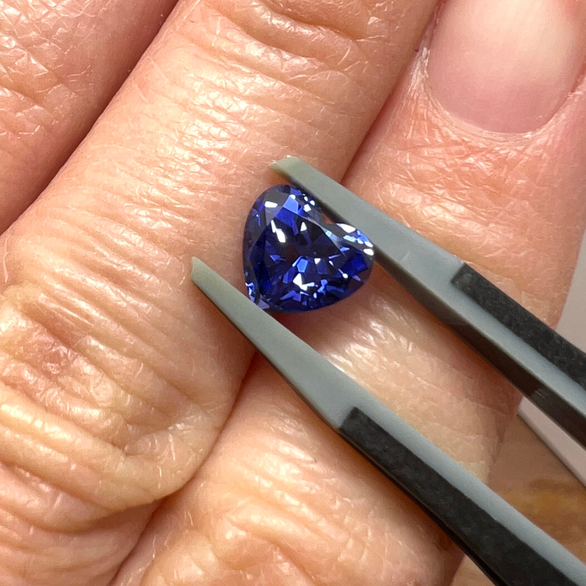 新品、本物、当店在庫だから安心】 再結晶 サファイア 1.6ct ハート