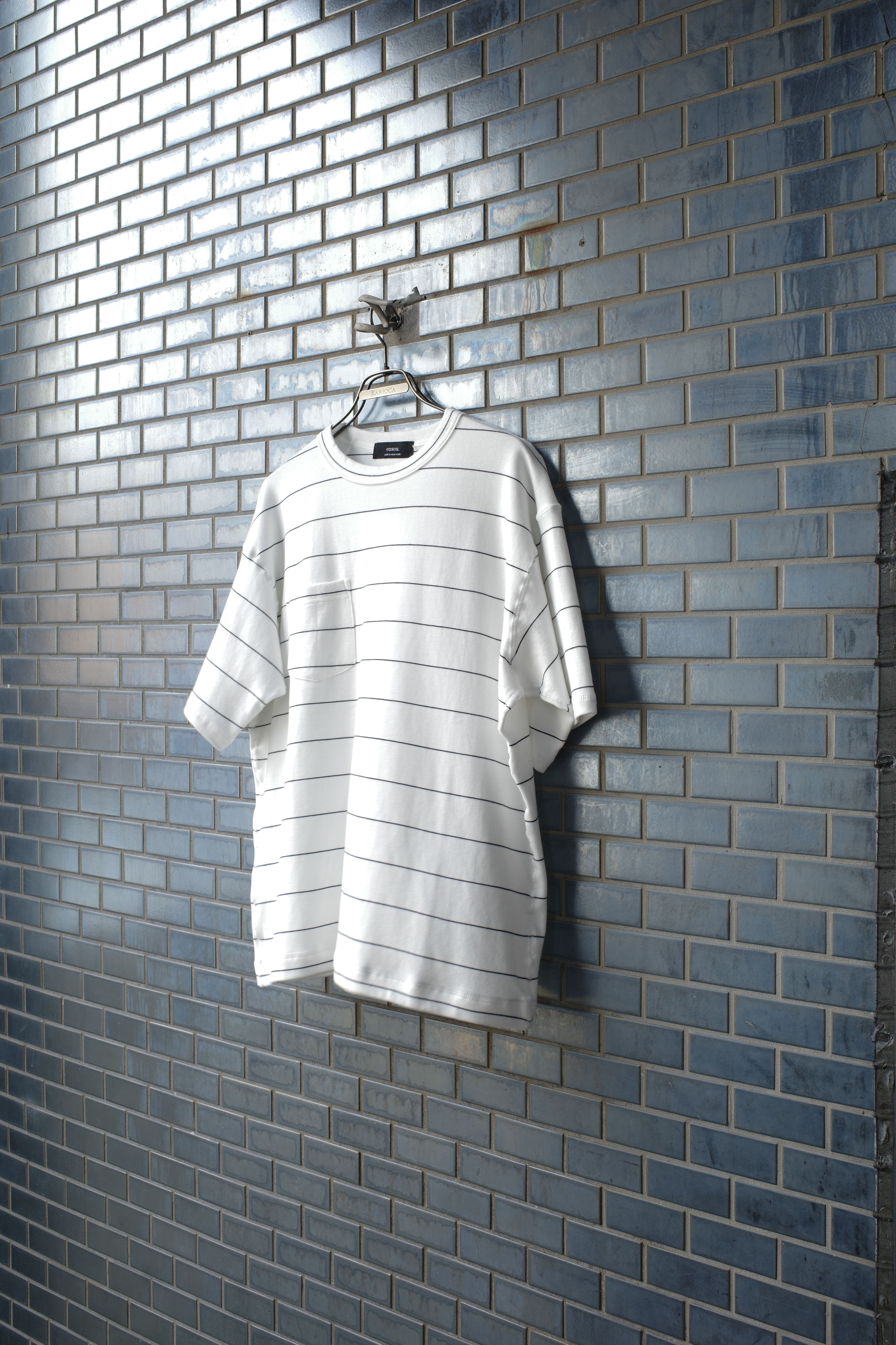 ensou. Right-pocketed T-shirt | Gallery KARIOCA