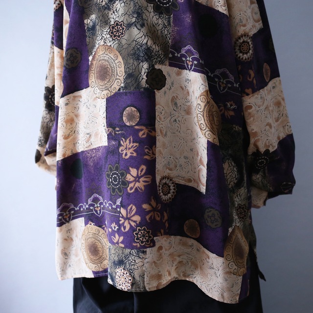 artistic arabesque pattern over silhouette open collar shirt